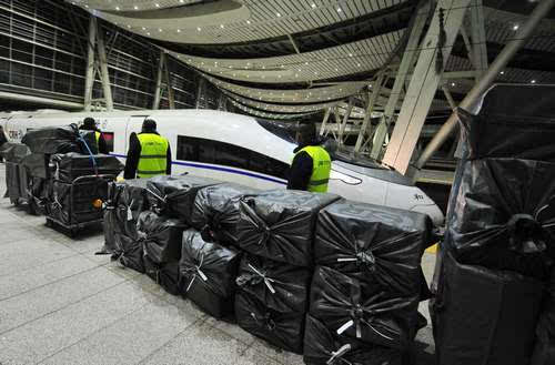 熊猫体育_英航母要巡航南海却无预警机 若开战一小时就被击沉(图1) 熊猫体育