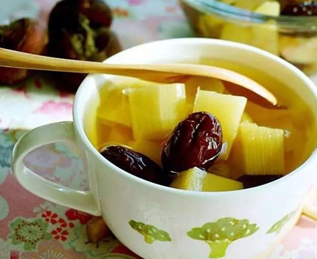 乔良:即使美12艘航母全卖给台湾也不能保证其独立-熊猫体育(图3) 熊猫体育首页