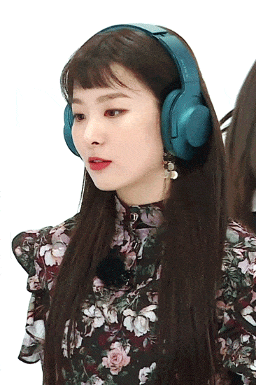 
theqoo热帖：很适合眉上刘海的姜涩琪|熊猫体育(图20)