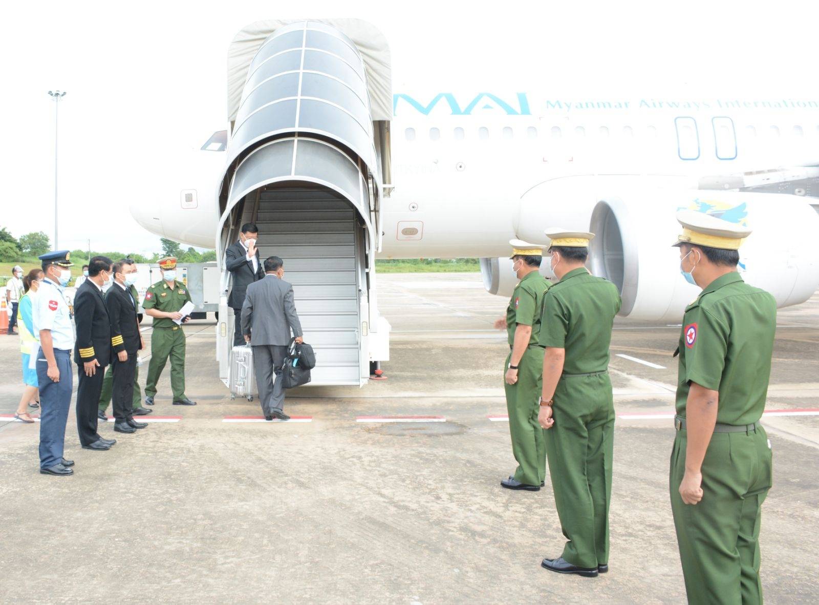 
缅甸军事代表团到场俄罗斯“高加索_熊猫体育公司(图10)