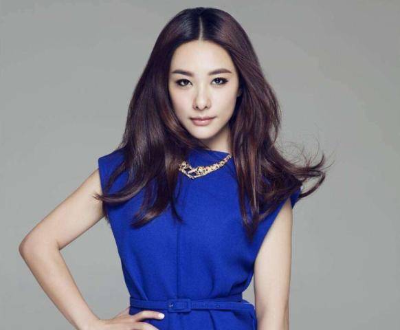 熊猫体育公司-
从职业运发动 到知名艺人 盘货陶虹曾志伟吴尊等10位跨界明星(图6)